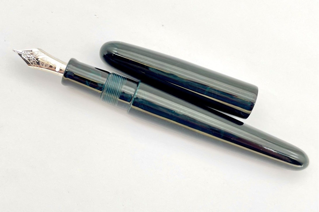 Nakaya Portable Cigar Tamesukashi Ascending Dragon I Ao-Tamenuri Fountain Pen [no.16019]